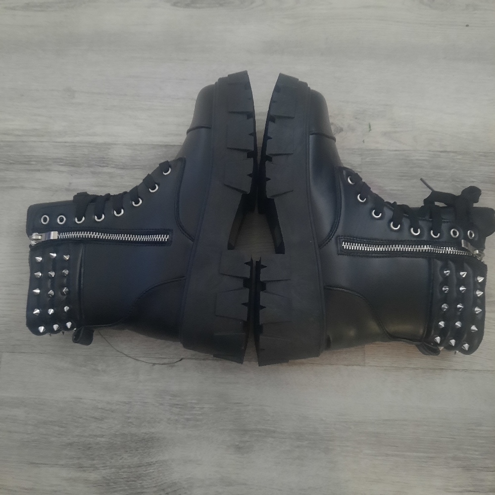 Studded Boots - Picture 5 of 8